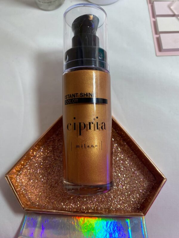 Liquid Shimmer Highlighter
